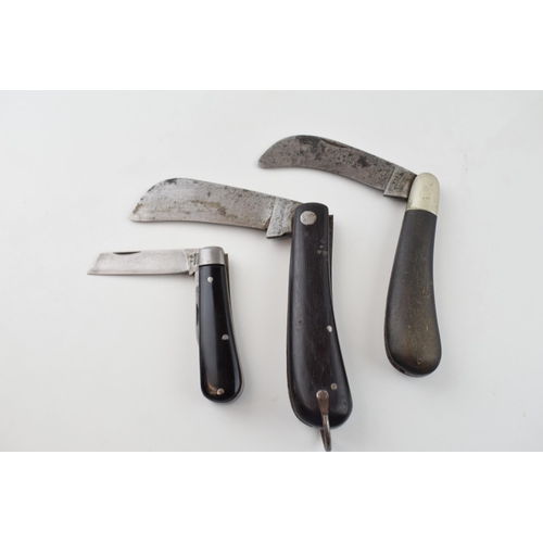 6 - Three Vintage Pruning Pocket Knives to include a Joseph Rodgers & Sons Sheffield Early c20th Bone Ha... 