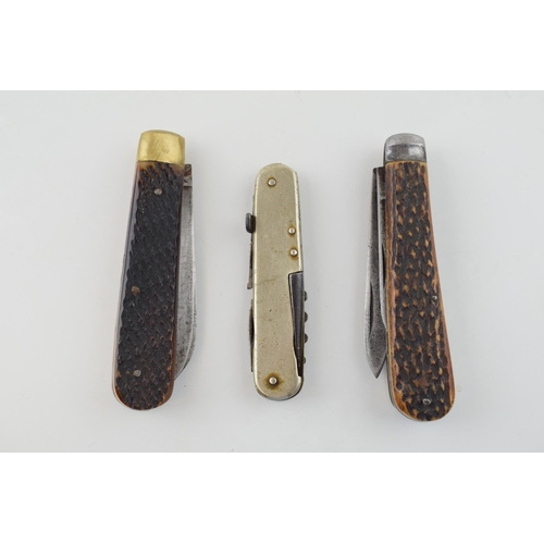 9 - Three Early c20th Sheffield Made Folding Pocket Knives to include R Moseley & Taylors Eye Witness Bo... 