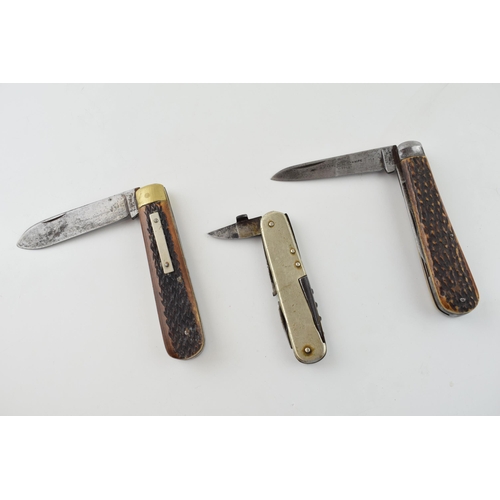 9 - Three Early c20th Sheffield Made Folding Pocket Knives to include R Moseley & Taylors Eye Witness Bo... 