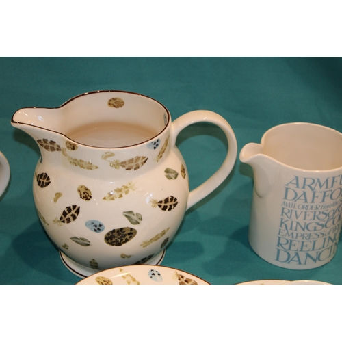 148 - Emma Bridgewater Pottery to include an Egg & Feather six pint jug (handle af), plates and mugs, a Bl... 