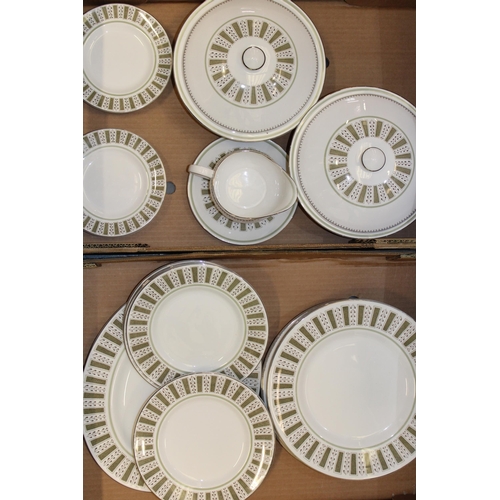 120 - Suzie Cooper Persia pattern (No. c2019) dinner ware items to include eight 27cm plates, eight 21cm p... 