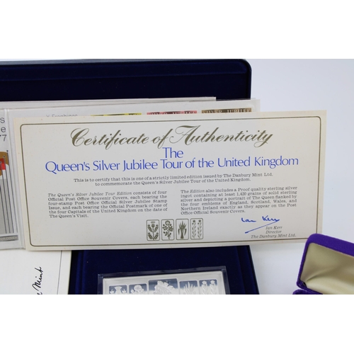 513 - Queen Elizabeth II's Silver Jubilee Tour 1977 collectors pack including two First Day covers and a s... 