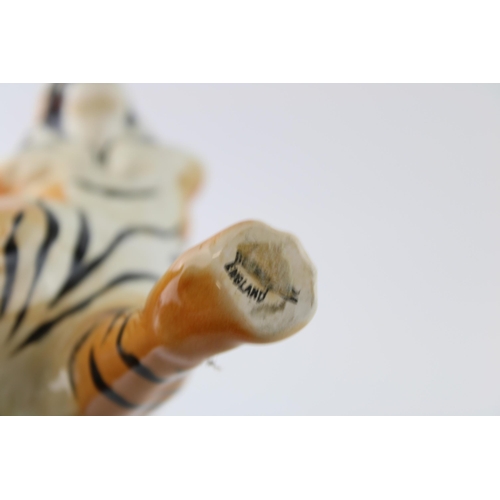 37 - Beswick Tiger (restored ear).