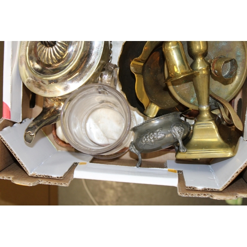 179 - A mixed collection of items to include silver-plated items, pewter and brass. (Qty)