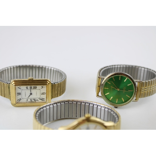 212 - A collection of fashion watches to include Accurist, Reflex, Limit and two others (5).