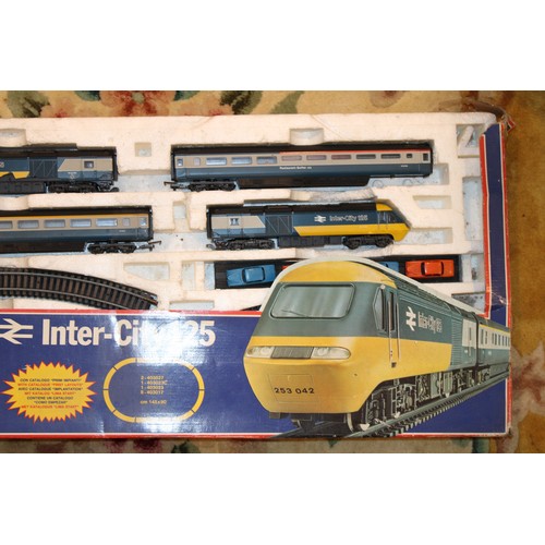 177 - Vintage Lima Inter-City 125 train set. Of model railway interest.