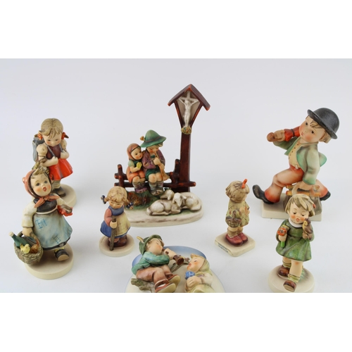 131 - Goebel Hummel figures to include Wayside Devotion, Girl with Picnic Basket, Merry Wanderer, Girl wit... 