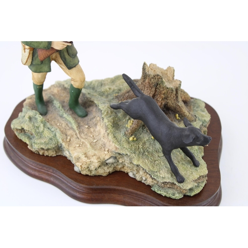 156 - Border Fine Arts Study, 'Dogging 'Em Up' Ray Ayres 114A (black labrador), on wooden plinth.