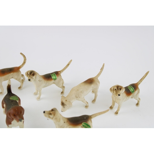 174 - Beswick to include seven foxhounds and a beagle (8).