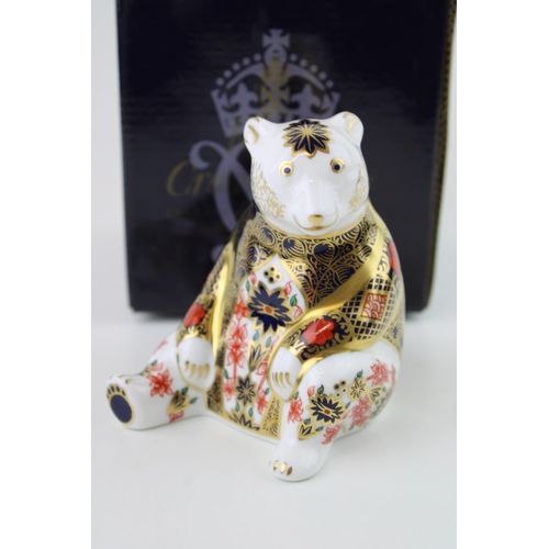 25 - Boxed Royal Crown Derby paperweight, Imari Honey Bear, first quality with gold stopper.