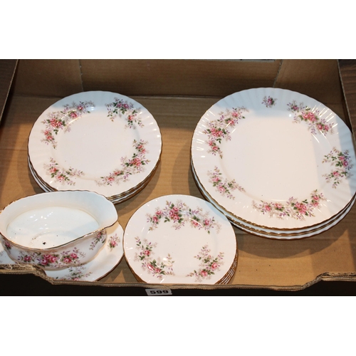 291 - A collection of Royal Albert 'Lavender Rose' dinner ware to include two tureens, gravy boat, six 26.... 