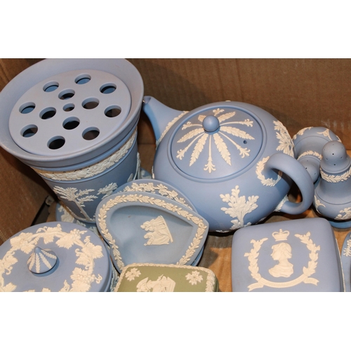 347 - A mixed collection of Wedgwood Jasperware items in blue and sage green, to include a pair of cups an... 