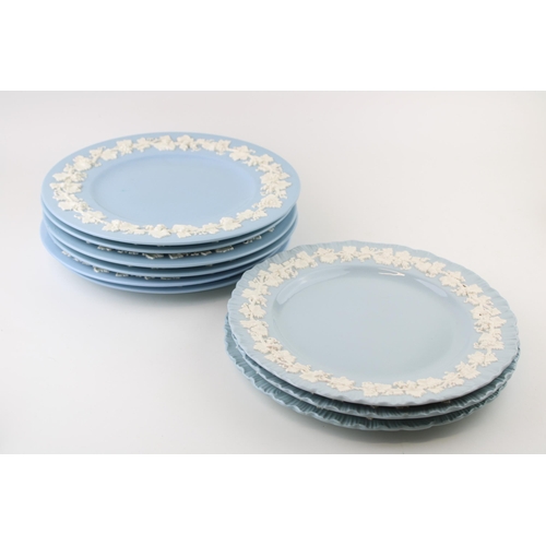 350 - Wedgwood Queensware to include six 27cm diameter dinner plates with 3 similar shaped edge plates, 25... 