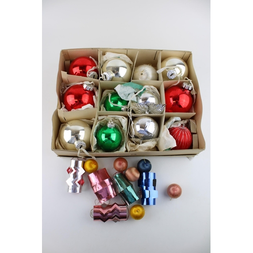 360 - A collection of Vintage 1950s glass Christmas decorations in an original box