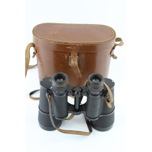 384 - Cased set of E Leitz Wetzlar 7 x 50 Marsept binoculars, serial number 26137, in a leather carry case... 