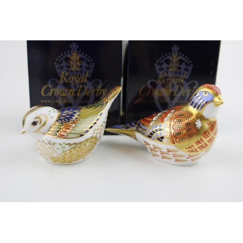 43 - Boxed Royal Crown Derby paperweights, Linnet and a Firecrest, first quality with gold stoppers (2).