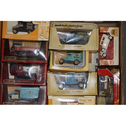 458 - A collection of boxed vintage die cast models to include Matchbox 'Models of Yesteryear', Lledo Days... 