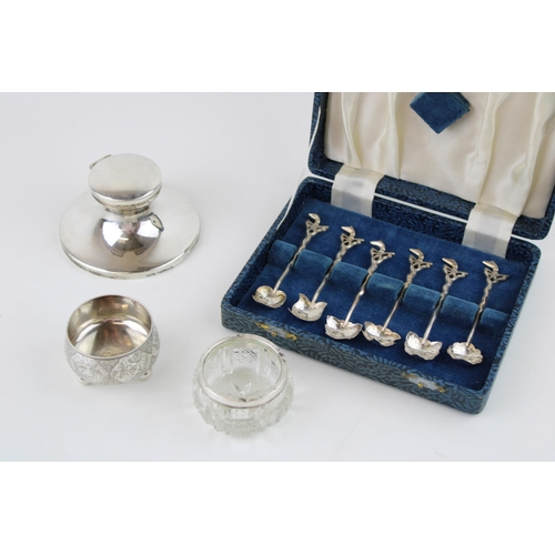 515 - A collection of silver items to include an inkwell hallmarked Birmingham  1947, original liner a/f, ... 