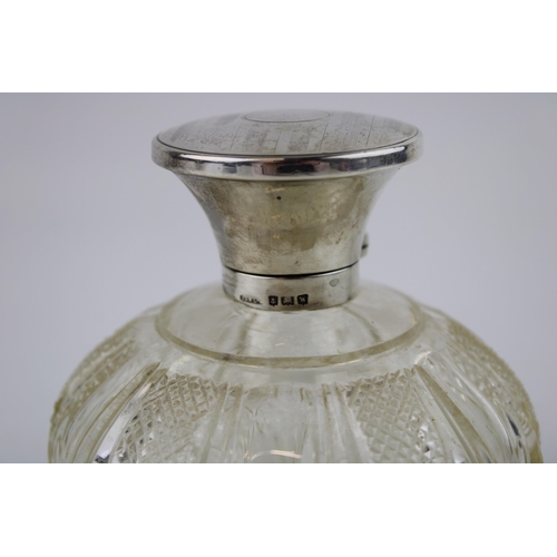 520 - Silver perfume bottle, Birmingham 1924, H&M Ltd, with stopper, 10cm tall.