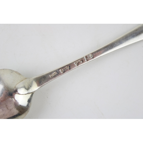 535 - Georgian silver table spoon, London 1777, Bath made, William Townsend, 68.9g.