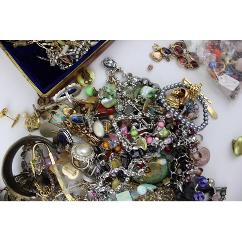 620 - Costume jewellery to include cufflinks, spare stones, necklaces, bracelets and others with odd coins... 