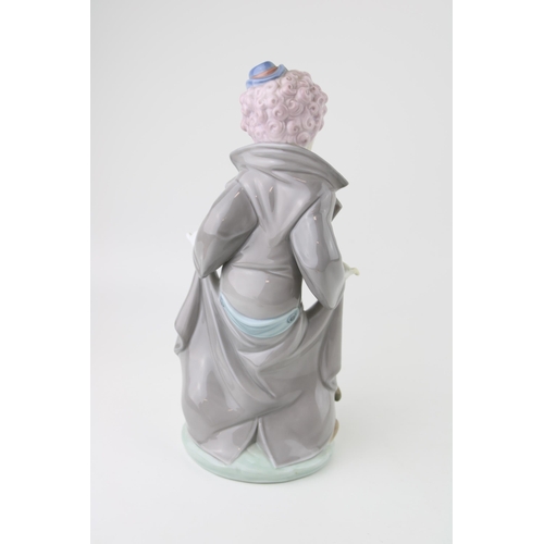 88 - Lladro clown figure 'Surprise' 5901, 25cm tall.