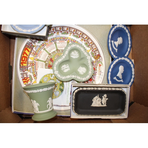 320B - Wedgwood Jasperware, varying colours such as black, royal blue and green to include vases and others... 