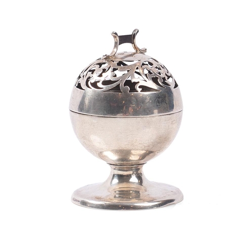 285 - Silver novelty string dispenser and cutter, pierced decoration, Birmingham 1906, 90.0g, 10cm tall.