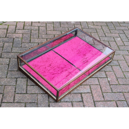 118 - Antique mahogany wooden display cabinet, counter top, suitable for jewellery, with two velvet lined ... 