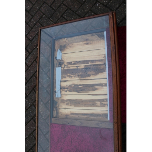 119 - Antique large counter top wooden display cabinet, glazed, fabric lined boards, mirrored doors to rea... 