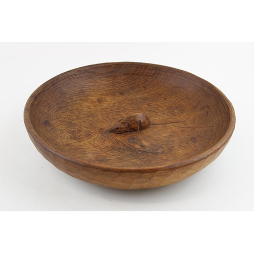 127 - Robert 'Mouseman' Thompson carved oak fruit bowl, central mouse, 29.5cm diameter.