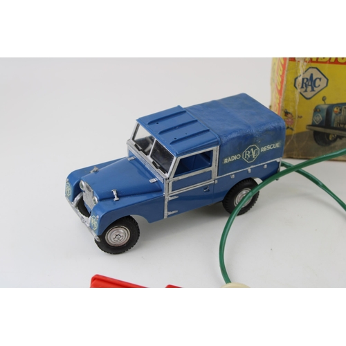 152 - RAC Radio Rescue Truck remote control Land Rover by Marx Toys in original box