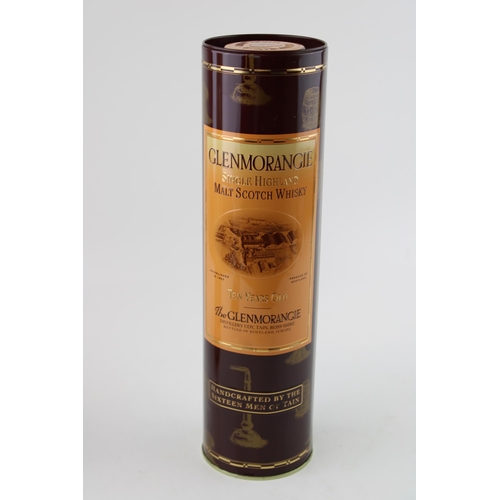 175 - A bottle of Glenmorangie single Highland malt whisky 10 years old in original presentation tin