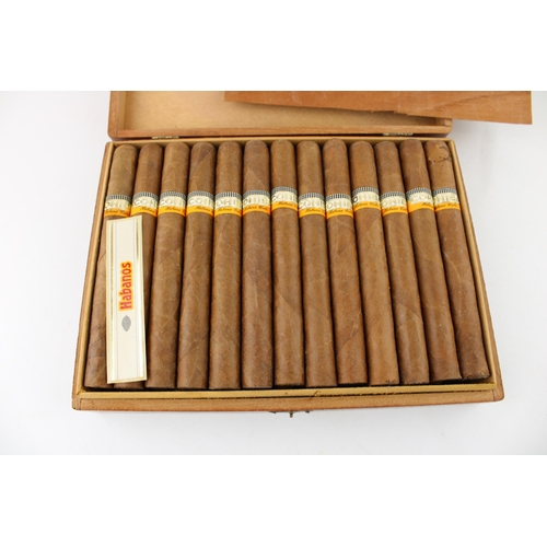 187 - A box of 24 Cohiba Esplendidos Habanos Cuban Cigars handmade in Havana Cuba