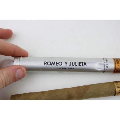 202A - Romeo Y Julieta Havana Cuba Churchill Cigar in alloy case (1).