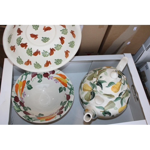 225 - Emma Bridgewater pottery to include a Pears gallon teapot, a Vegetables serving bowl and a Peregrine... 