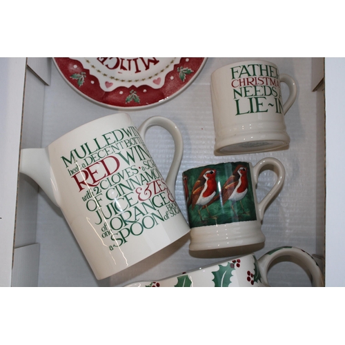 227 - A collection of Emma Bridgewater pottery to include a Holly 3 pint jug, a Christmas Toast large jug,... 