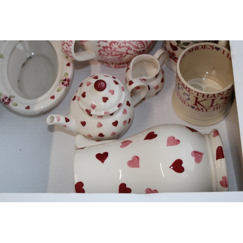 235 - Emma Bridgewater pottery to include a rare Dollies miniature teaset in Pink Hearts pattern, a Pigeon... 