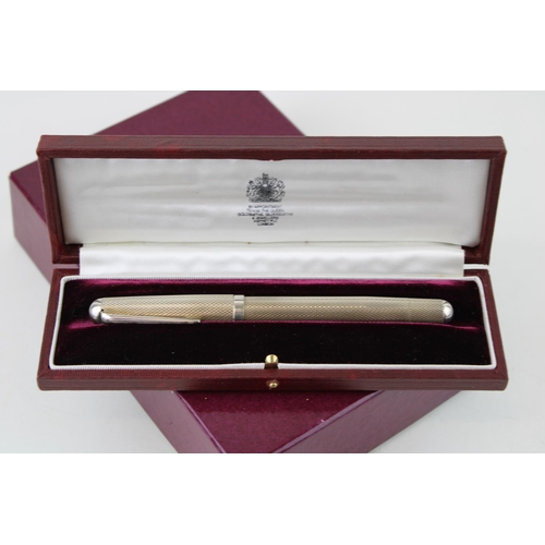 239 - A cased Asprey of Bond Street silver fountain pen London Hallmark with date letter for 1987 in origi... 