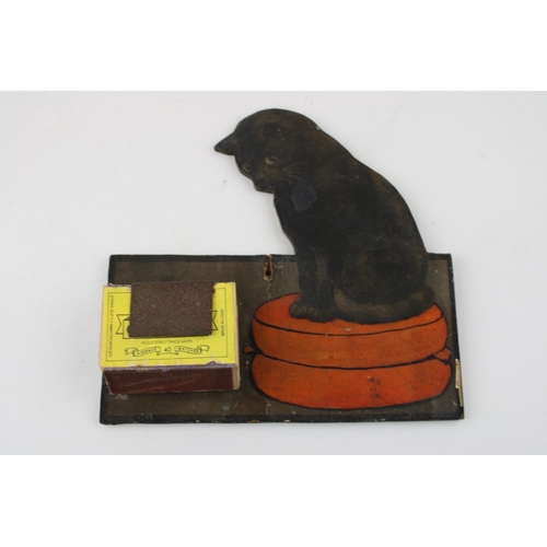 28 - A vintage black cat vesta matchbox holder possibly advertising cigarettes or matches