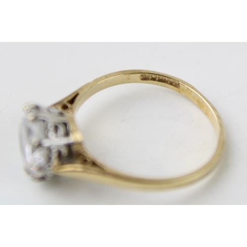 324 - A 9ct gold and Cubic Zirconia solitaire ring, size M, 2.3g.