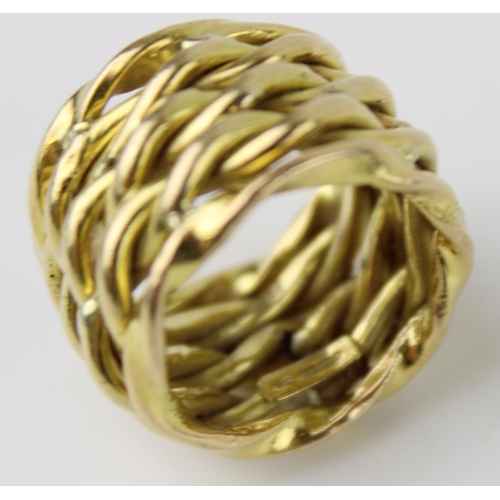 332 - An 18ct gold lattice weave ring, hallmarked, size J, 16.6g.