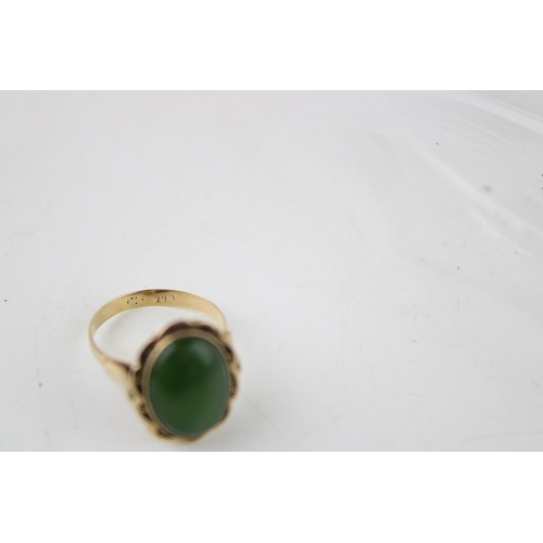 364 - A gold and jade set ring, marks rubbed but likely 9ct, size N/O, 3.5g, a jet cameo pendant of a gent... 