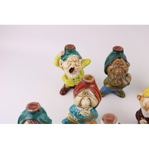 175A - Snow White and the Seven Dwarves novelty ceramic 'Casavinicola' Cherry Roma bottle set, made in Ital... 