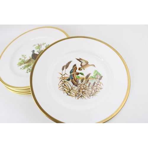 105 - A set of 6 Crown Staffordshire bone china 'Birds of the Fields & Moorlands' plates (6), 27.5cm diame... 