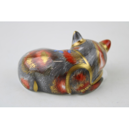 124 - Royal Crown Derby paperweight, Catnip Kitten, 8cm, an exclusive for the RCD Collectors Guild, gold s... 