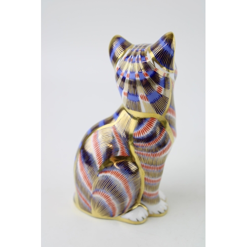 126 - Royal Crown Derby Cat paperweight, decorated in the Imari palate with gold stopper and red Royal Cro... 