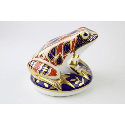 138 - Royal Crown Derby Paperweights, Frog, decorated in the Imari palate, date code for 1986 (XLIX), stop... 