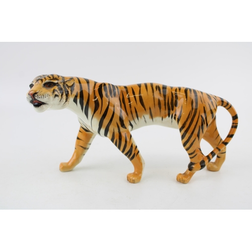 210 - Beswick Tigress 1486, painter 95.