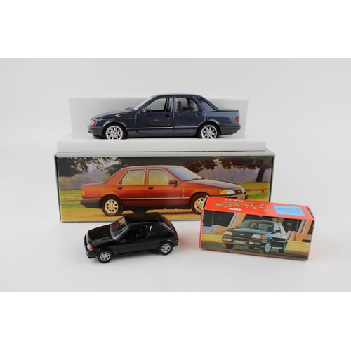 324 - A boxed vintage die cast model No. 1511 of Ford Sierra Saphire 1:25 Scale in blue / grey by Schabak ... 